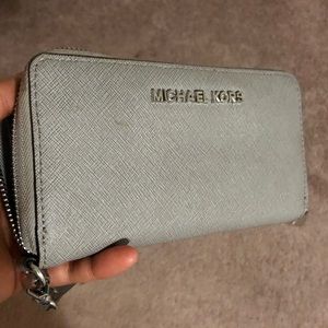 Michael Kors Jet Set Travel Wallet